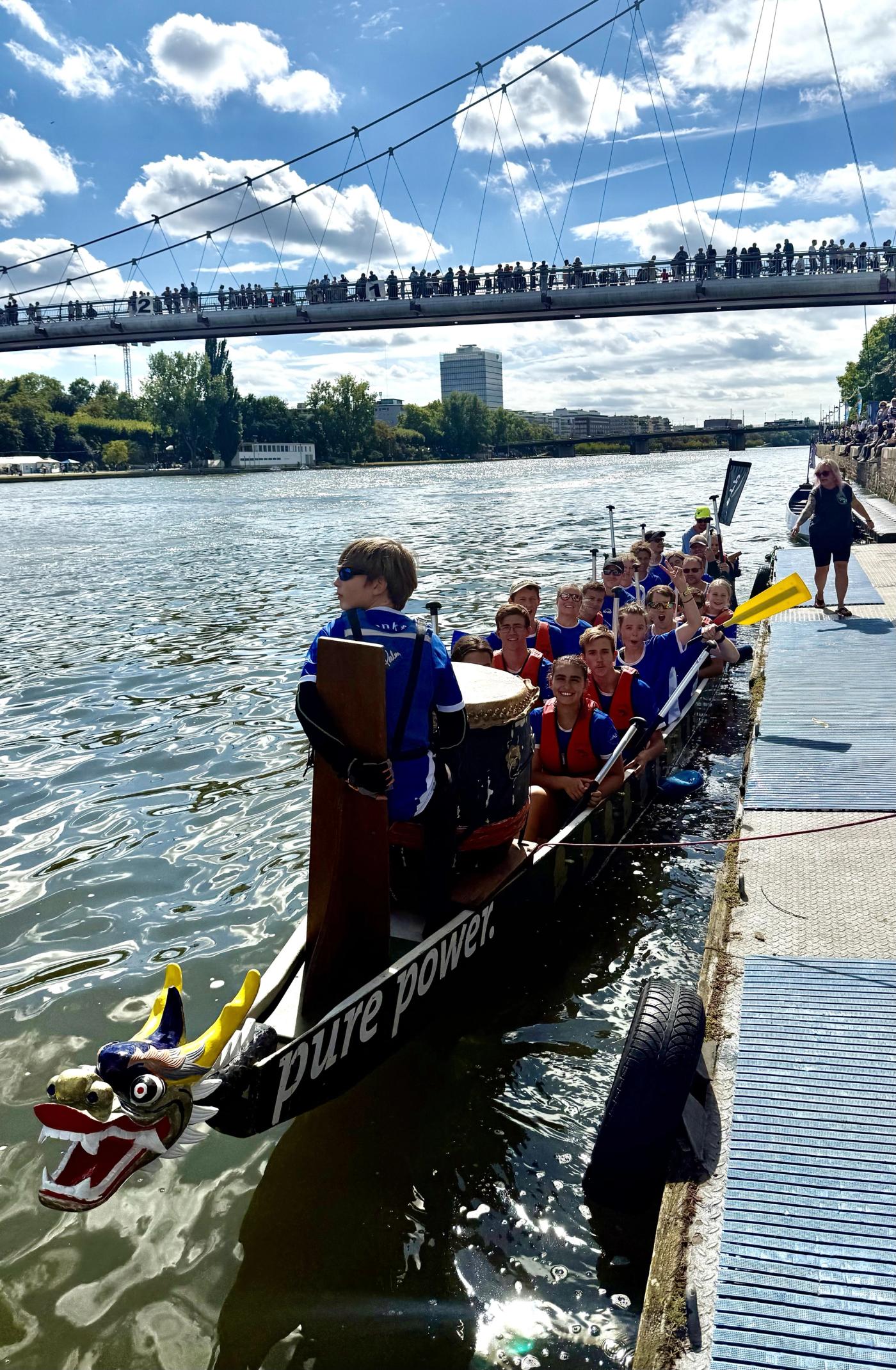 Drachenboot-Crew des FRVS beim Museumsuferfest