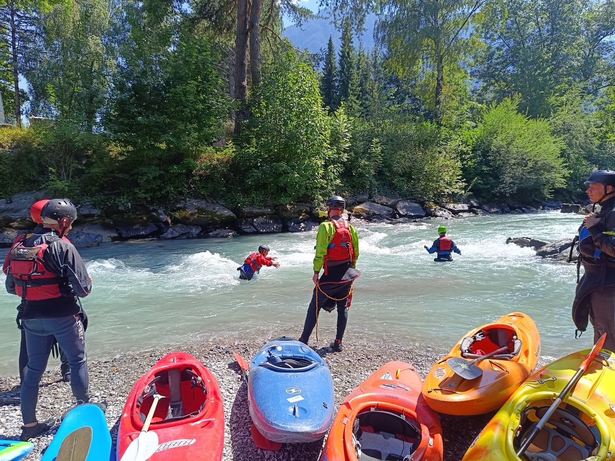Rettungsaktion beim Wildwasser
