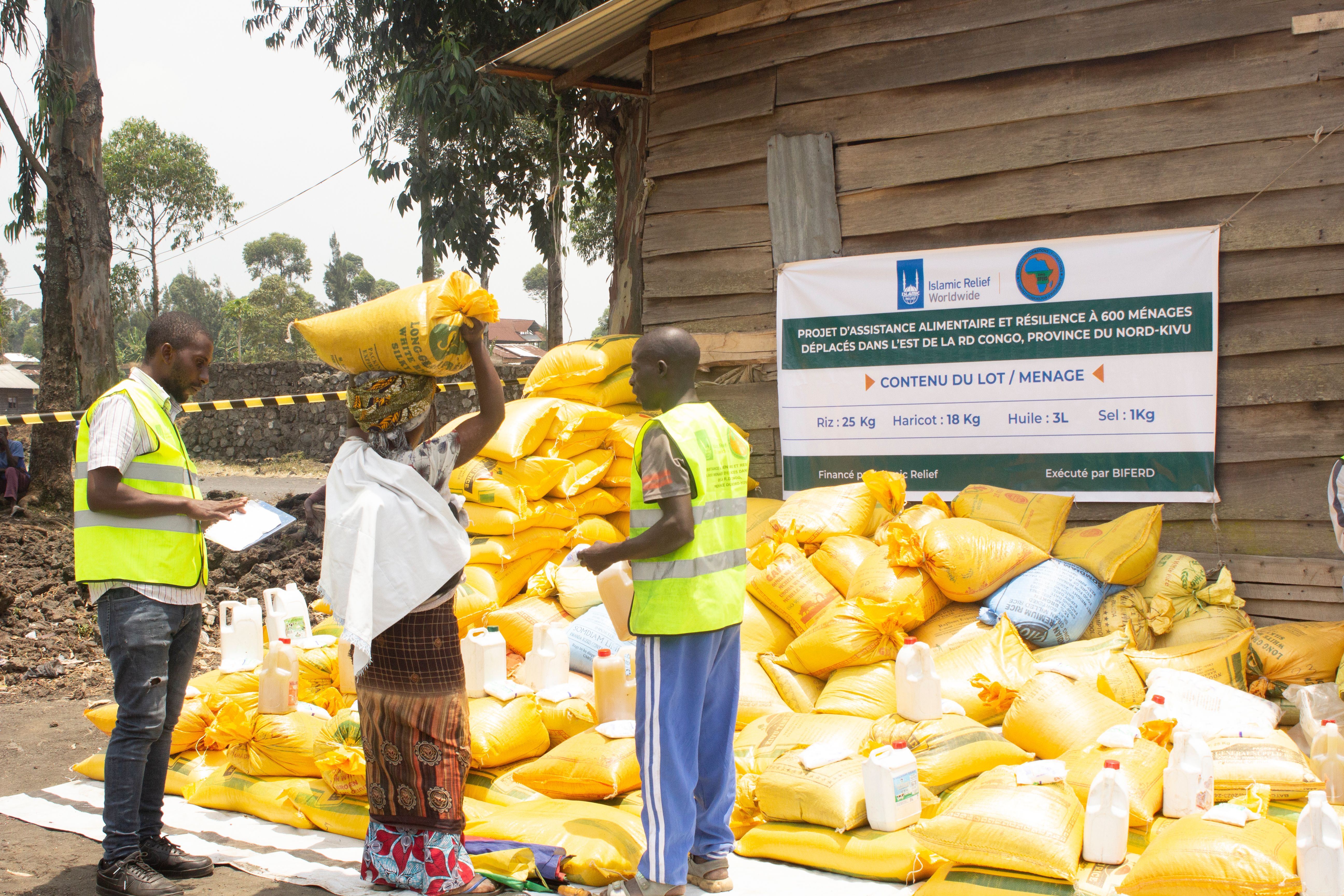 Distribution des vivres et semences aux populations affectées par les conflits armés dans les sites des déplacés autour de la ville de Goma