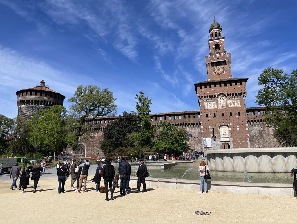 Milan tour, photo 6 of 91