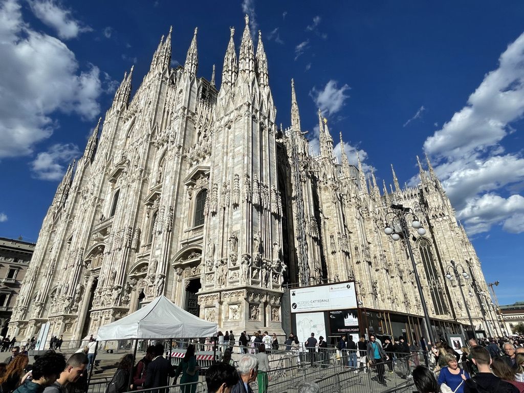 Milan tour, photo 11 of 91