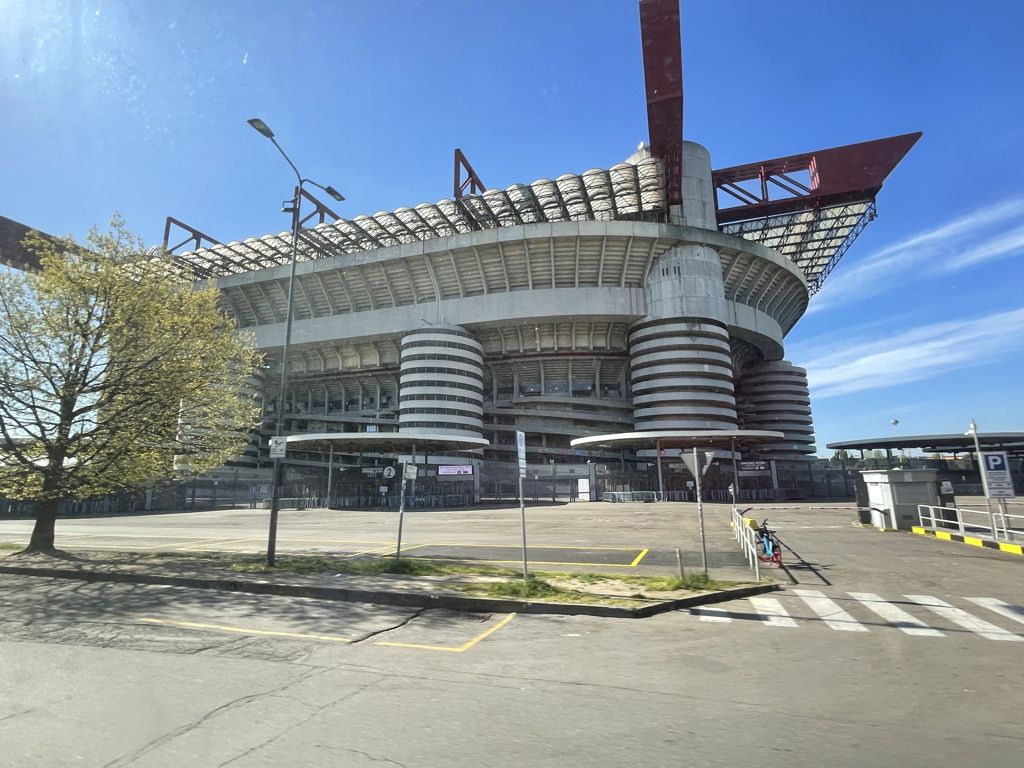 Milan tour, photo 47 of 91