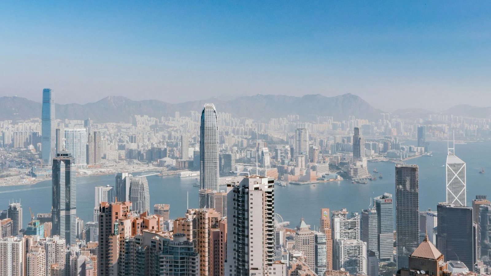 A Practical Guide to Web3 On/Off-Ramps: Compliant Platforms, KYC, and Tax Obligations