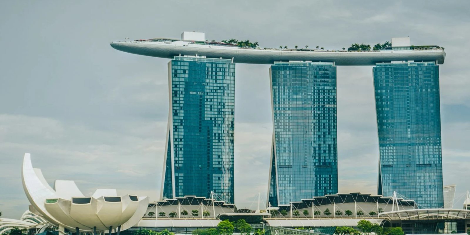 The Battle of the East in the Location of Multinational Crypto Firms (III): HQ Location for Centralized Cryptocurrency Exchanges