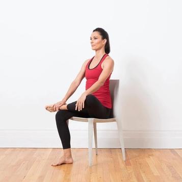 Yoga exercises that you can do easily at the office