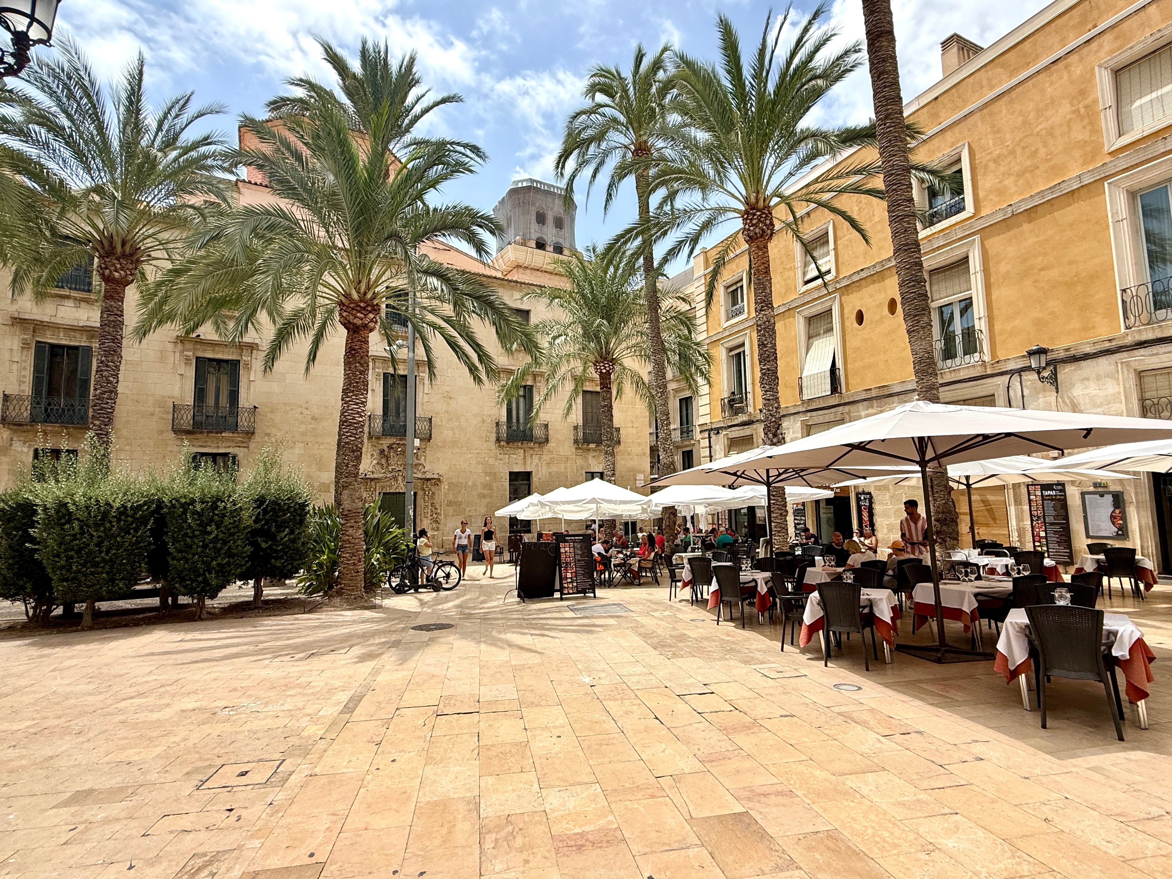 Plaza de la Santa Faz de Alicante