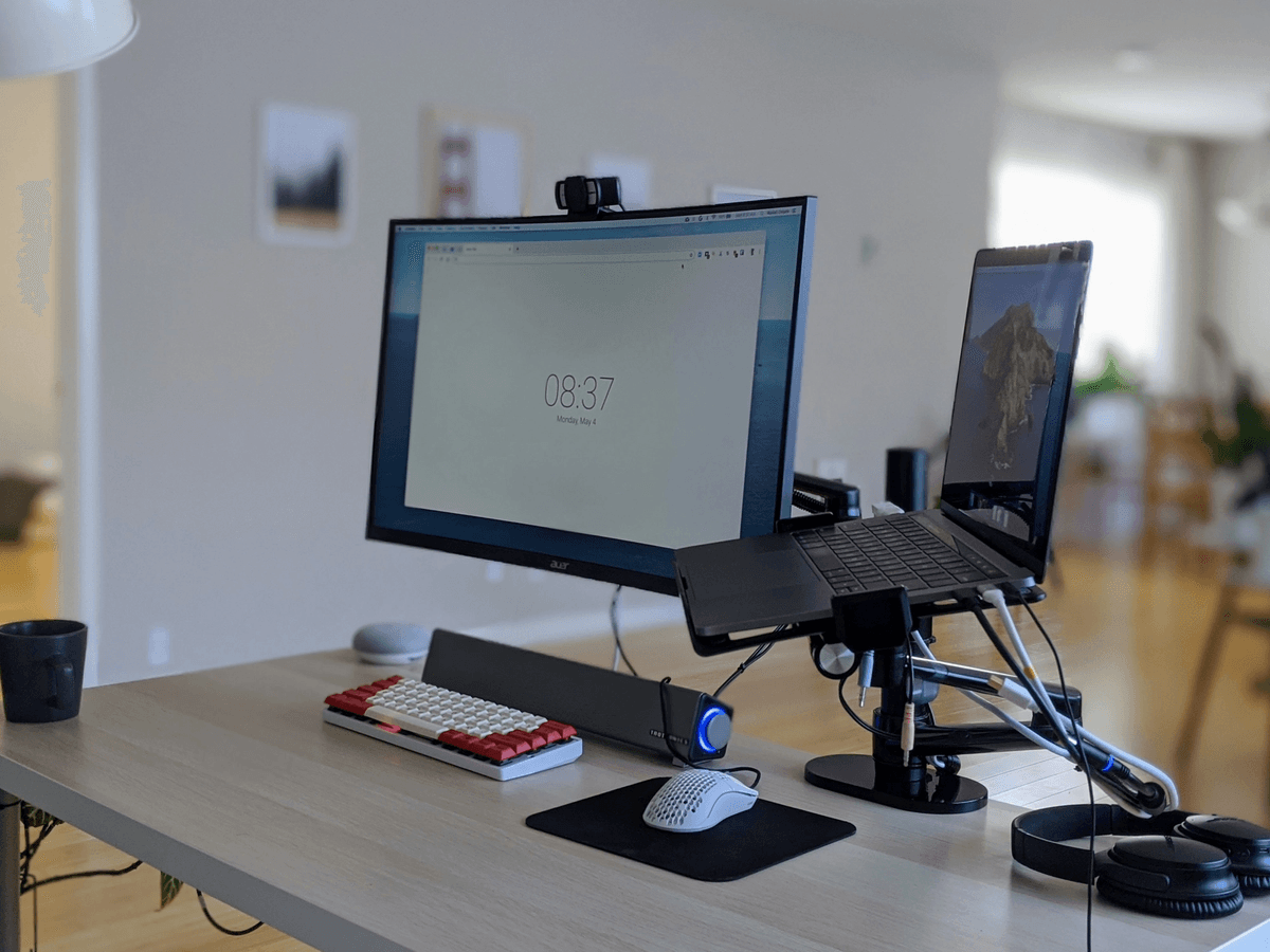 Google Software Engineer's WFH Setup | Remote Setups