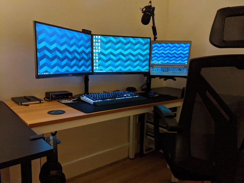 Dual monitor setup