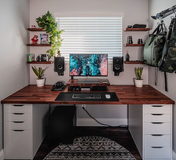 10 DIY IKEA KARLBY desks for your inspiration Remote Setups
