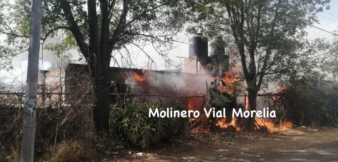 ⚠️ #Incendio ⚠️ Se quema fábrica en Ciudad Industrial