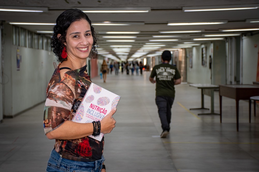 Imagem de corpo do texto do conteúdo Docentes do CCS ganham prêmio literário mais prestigiado no Brasil