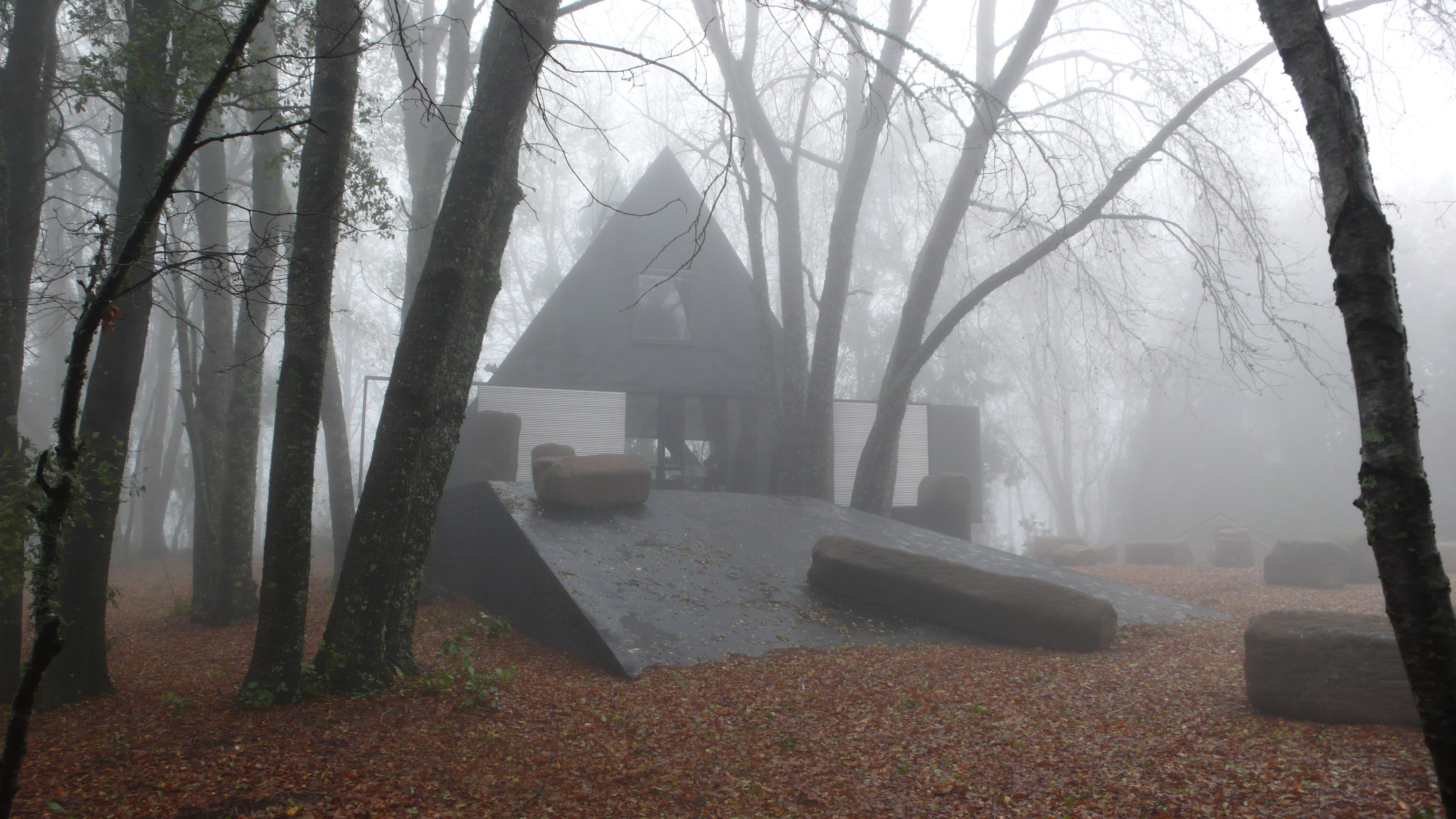 PIN–UP | SMILJAN RADIĆ'S FRAGILE VISION OF ARCHITECTURE