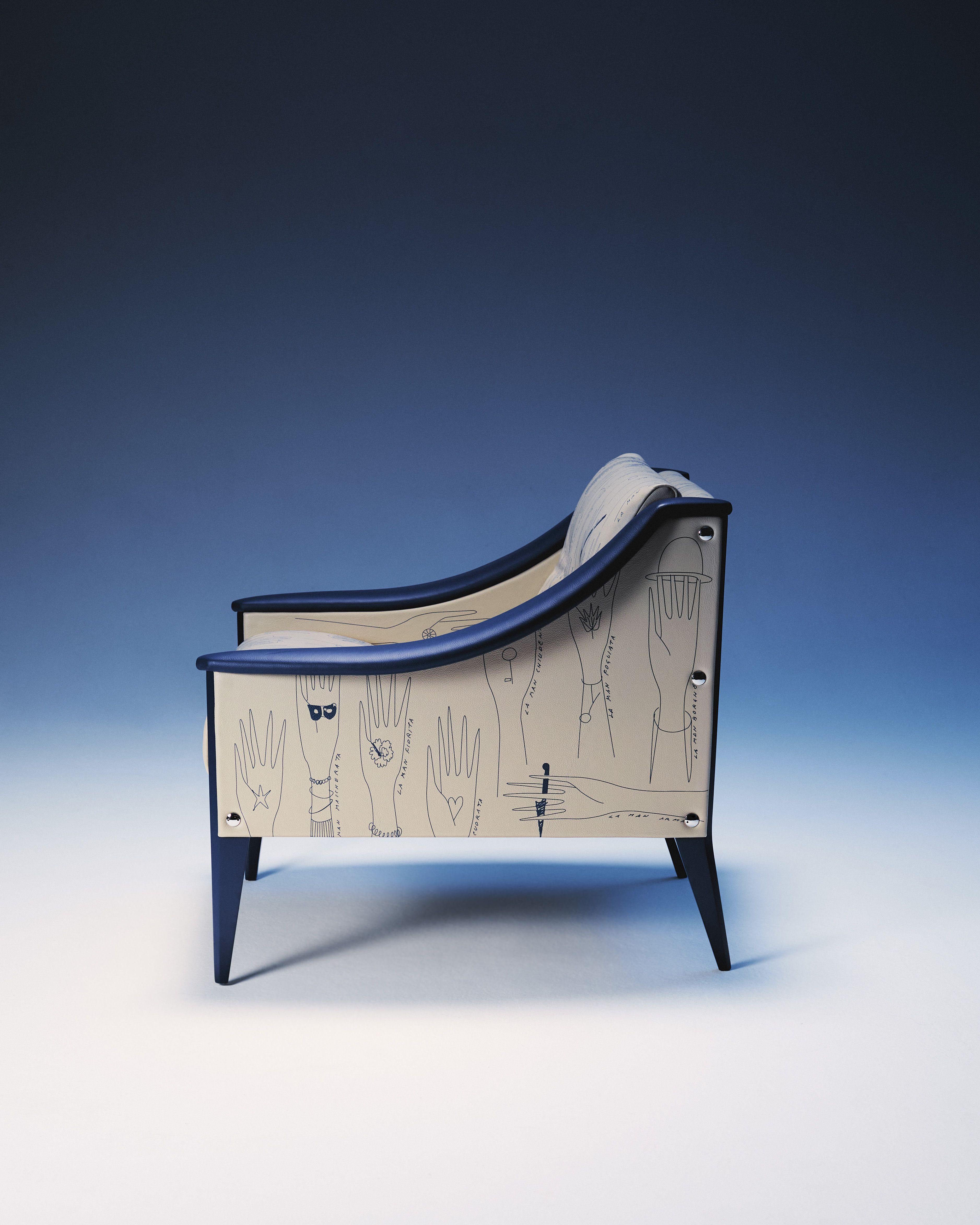 PIN–UP | THE MANY HANDS OF POLTRONA FRAU'S LIMITED EDITION DEZZA