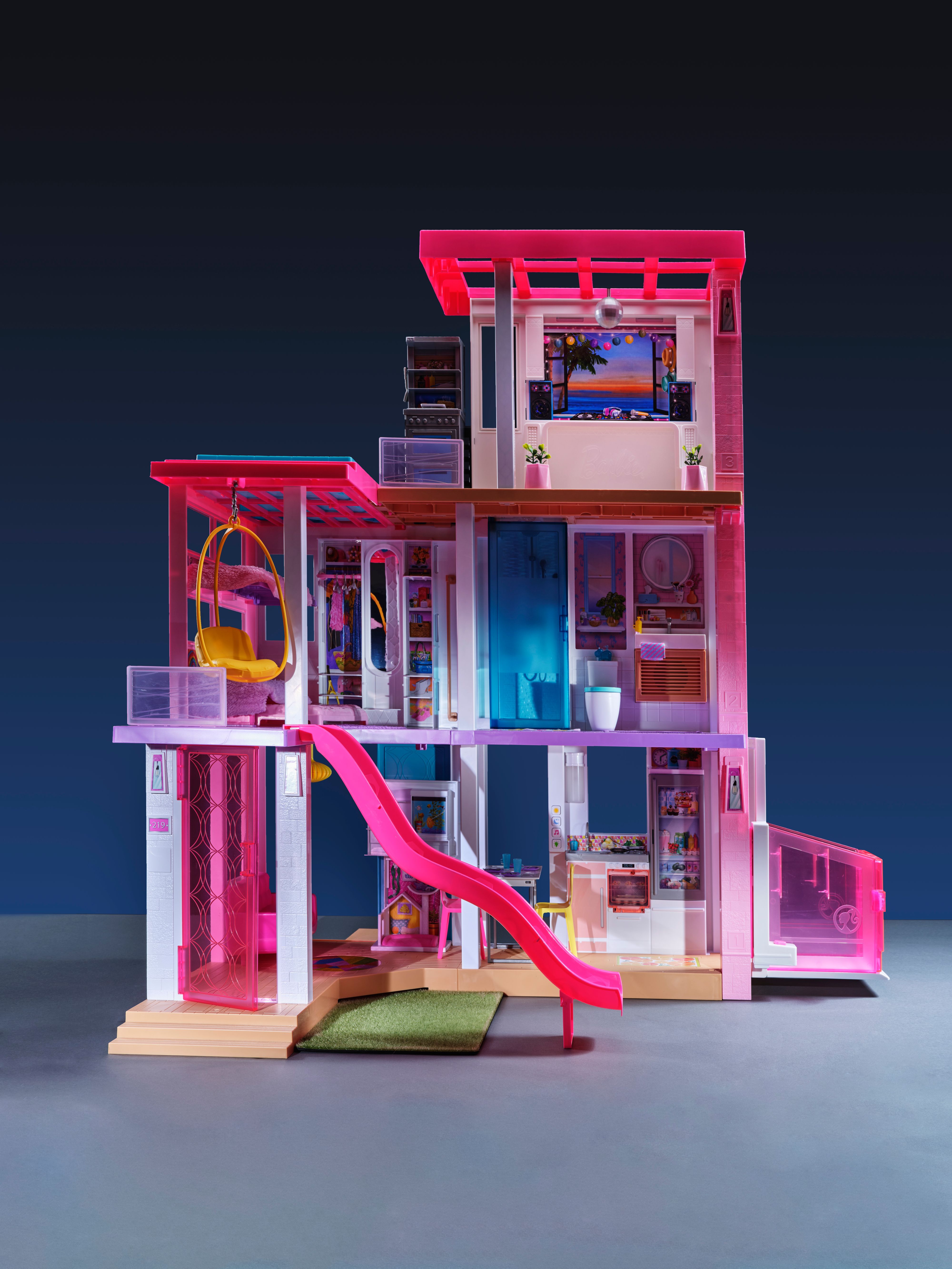 AI reimagines Barbie's Dreamhouse, designed by the world's top architects