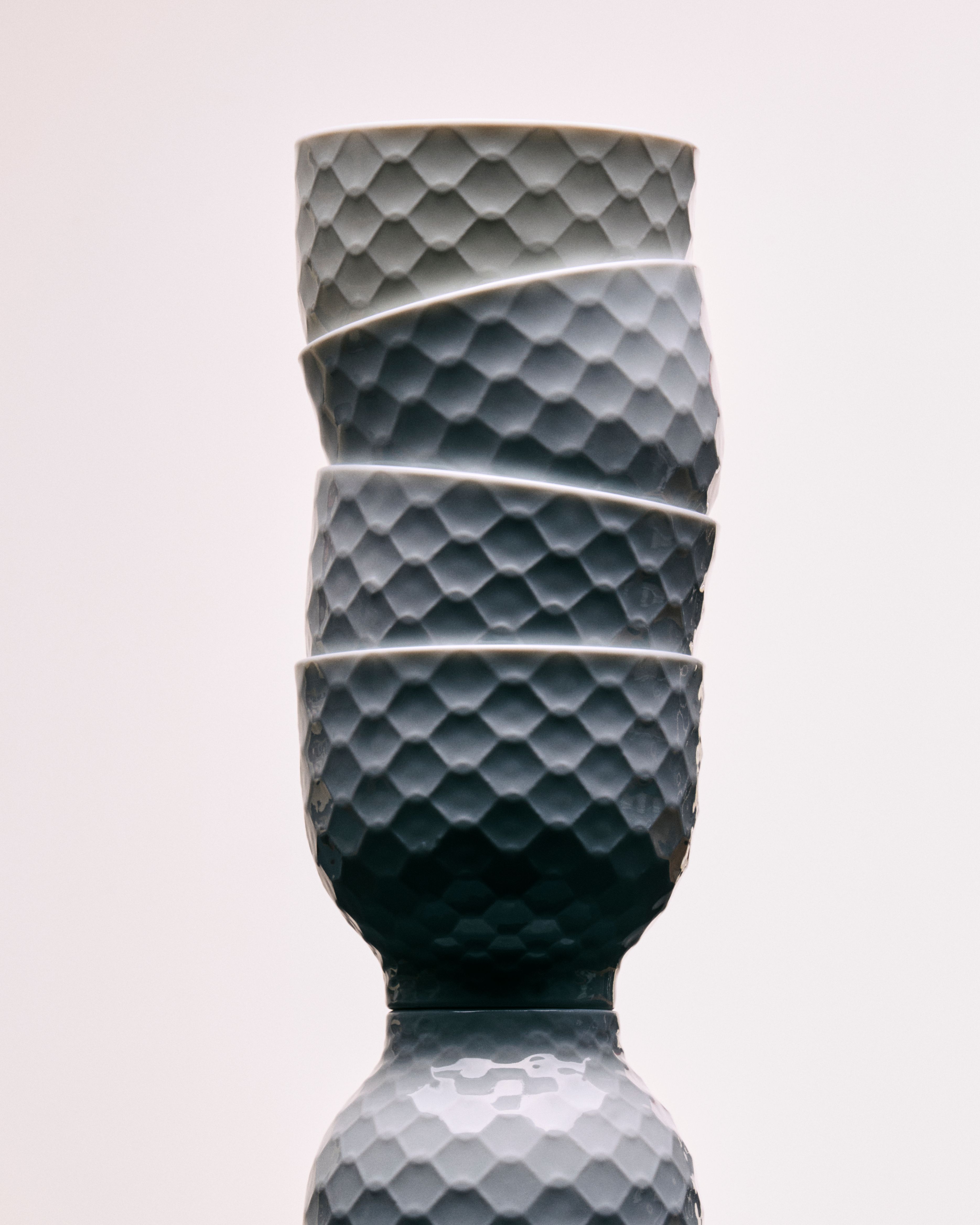 工芸品 SARGADELOS PIN–UP | INSIDE THE SARGADELOS PORCELAIN FACTORY, THE DESIGN