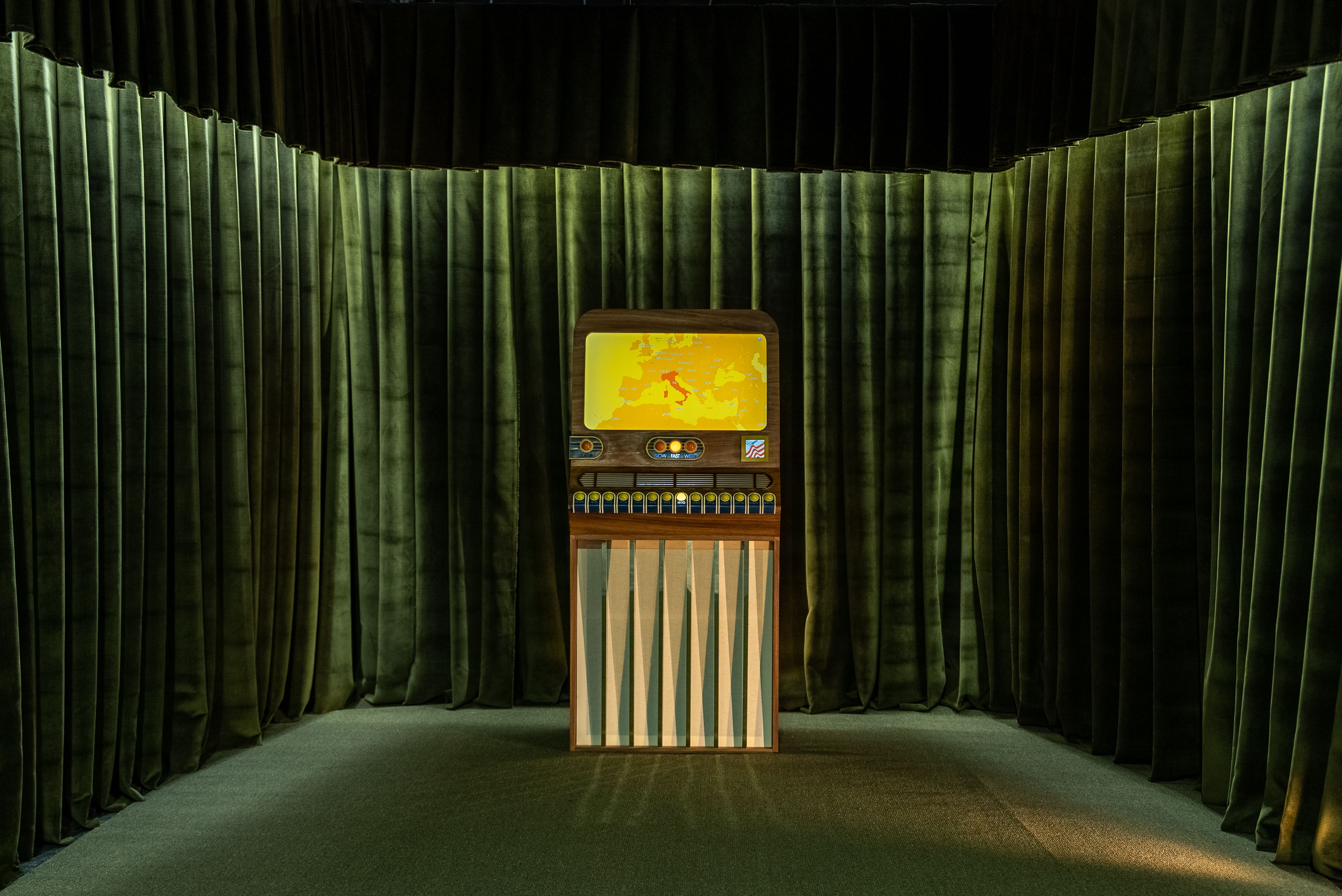 PIN–UP | UNIQUE DESIGN X IS BUILT TO LAST