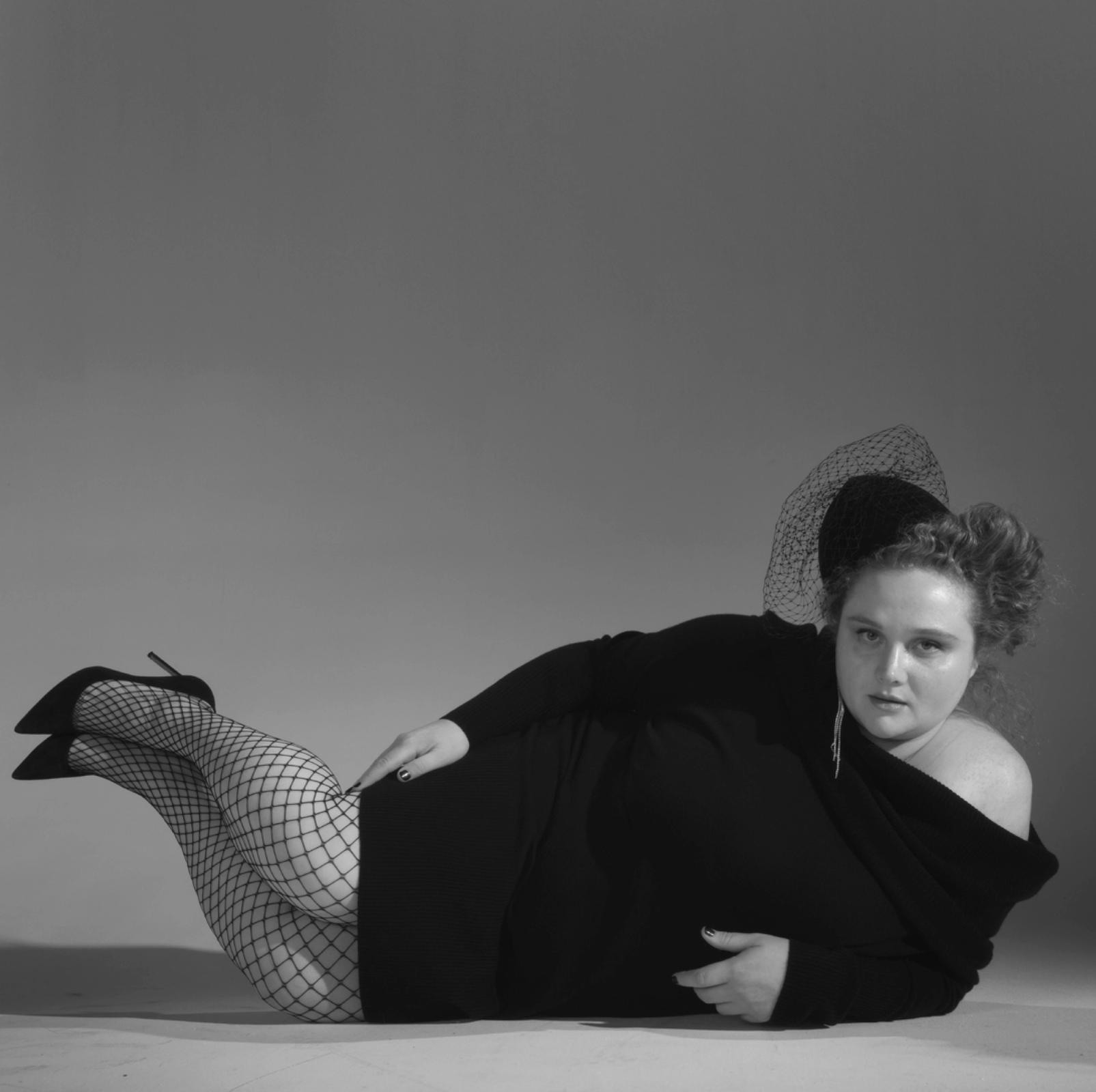 CR FASHION book Danielle Macdonald Jason Nocitostyling by Sabina Schreder