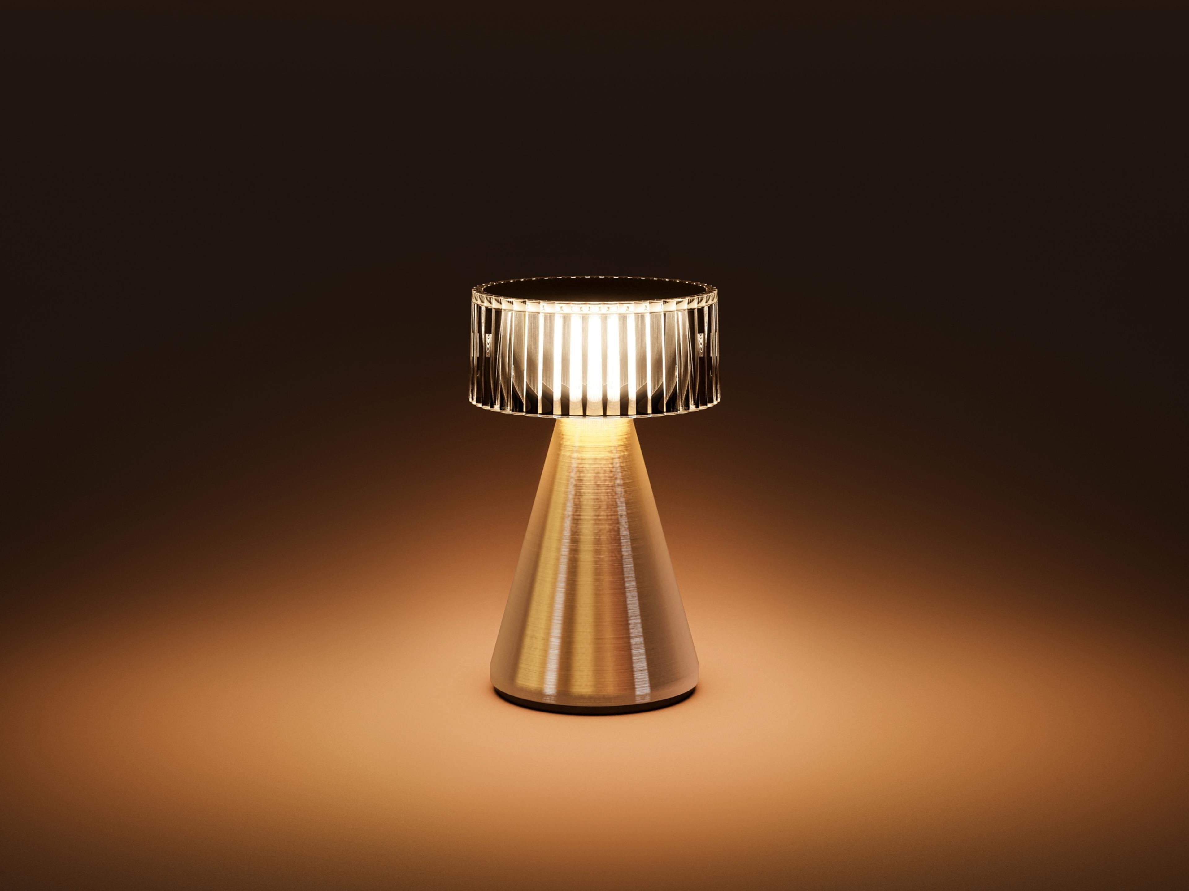 Piccolo — Brushed Bronze / Warm White (2600K)