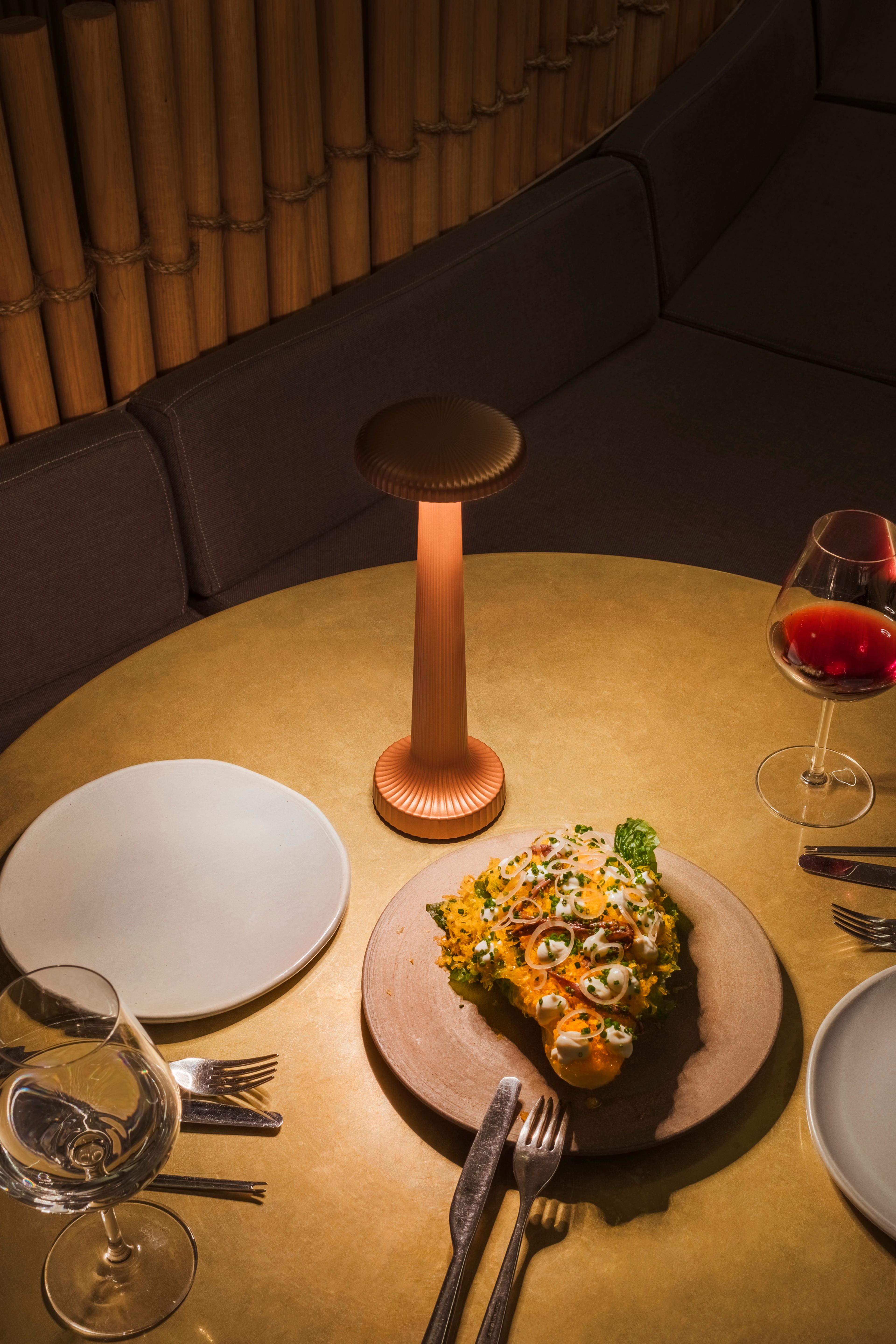 NEOZ Tall Poppy — Cirrus, Sydney