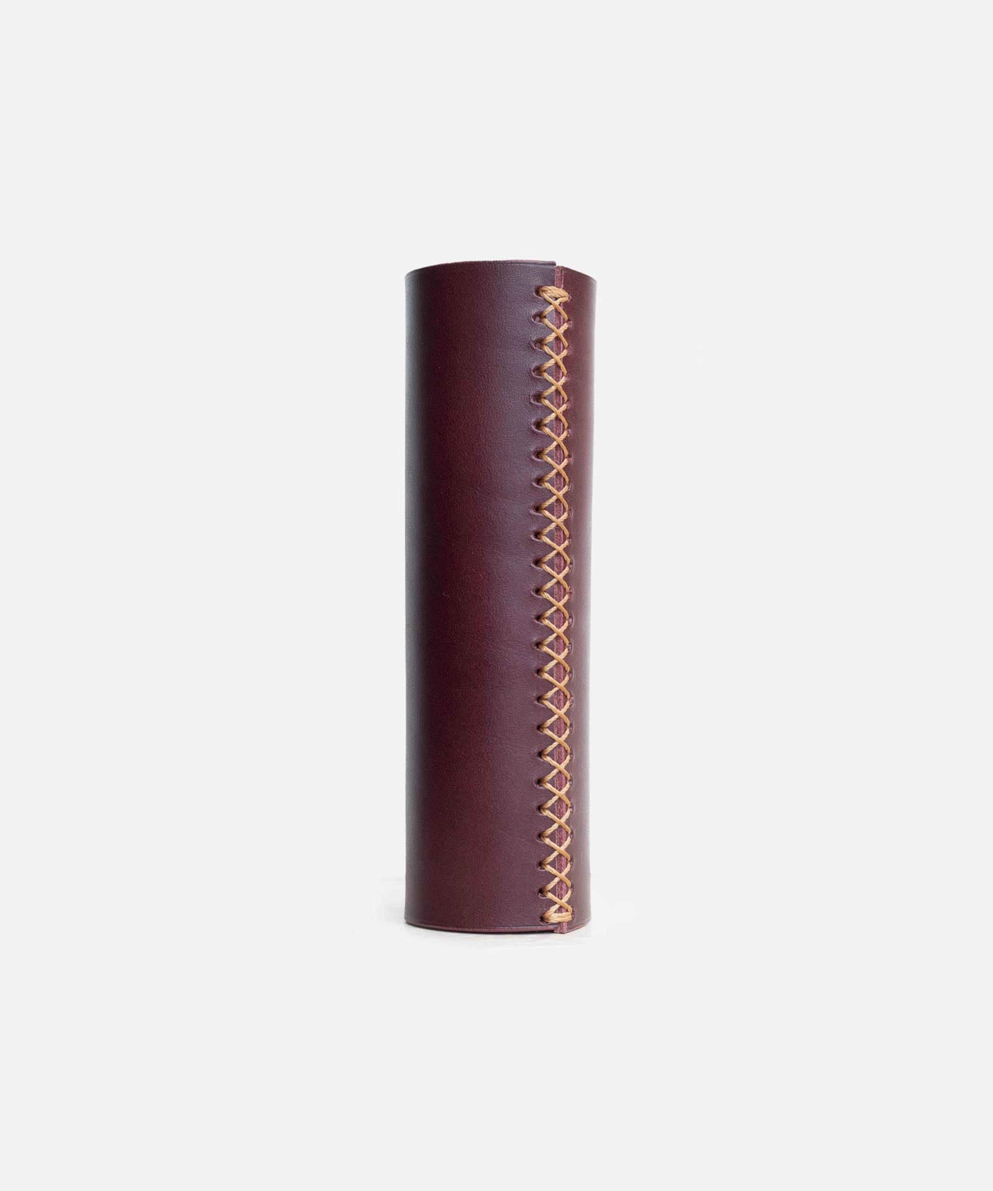 Victoria Leather Sleeve