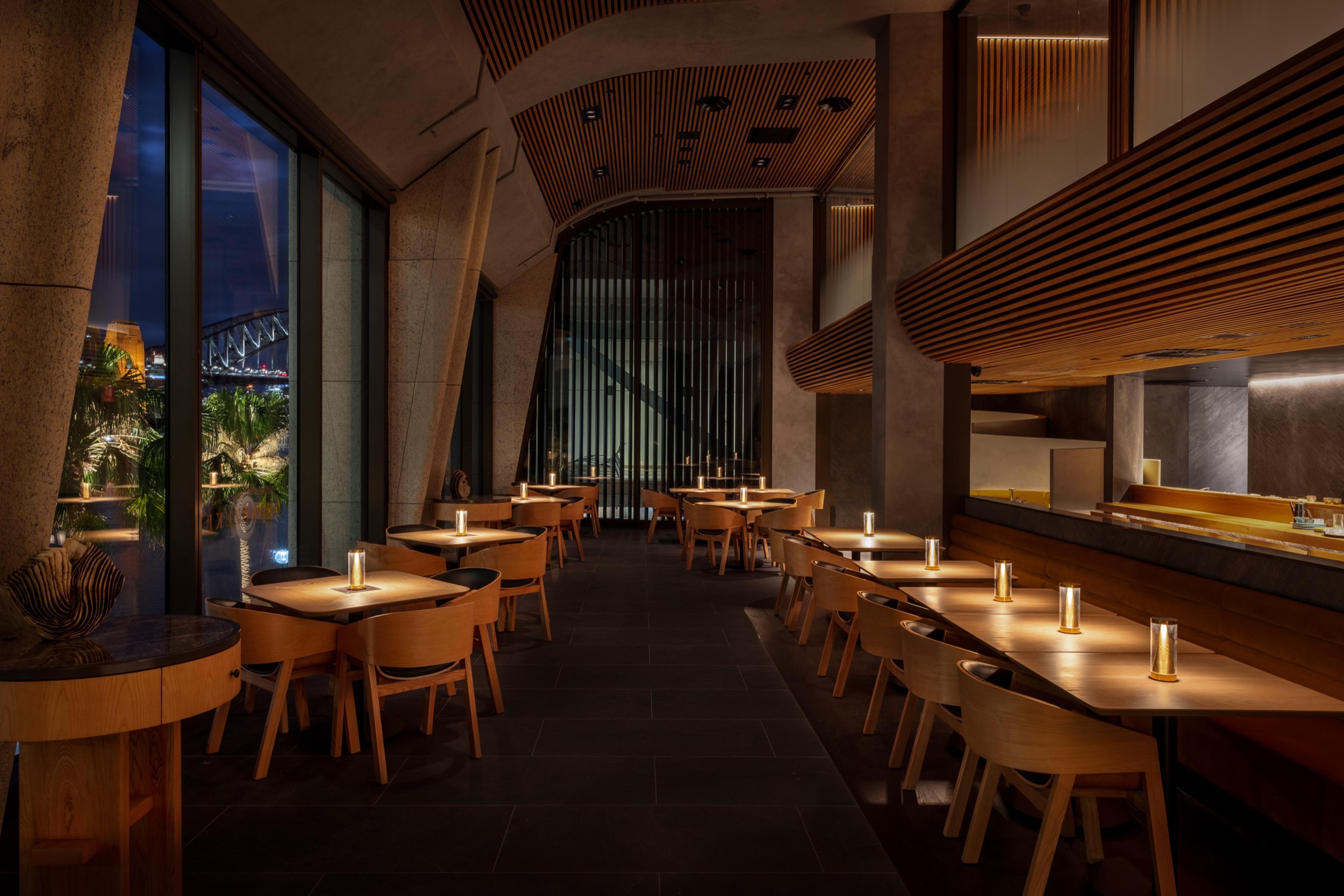 NEOZ Apex — Oborozuki, Sydney