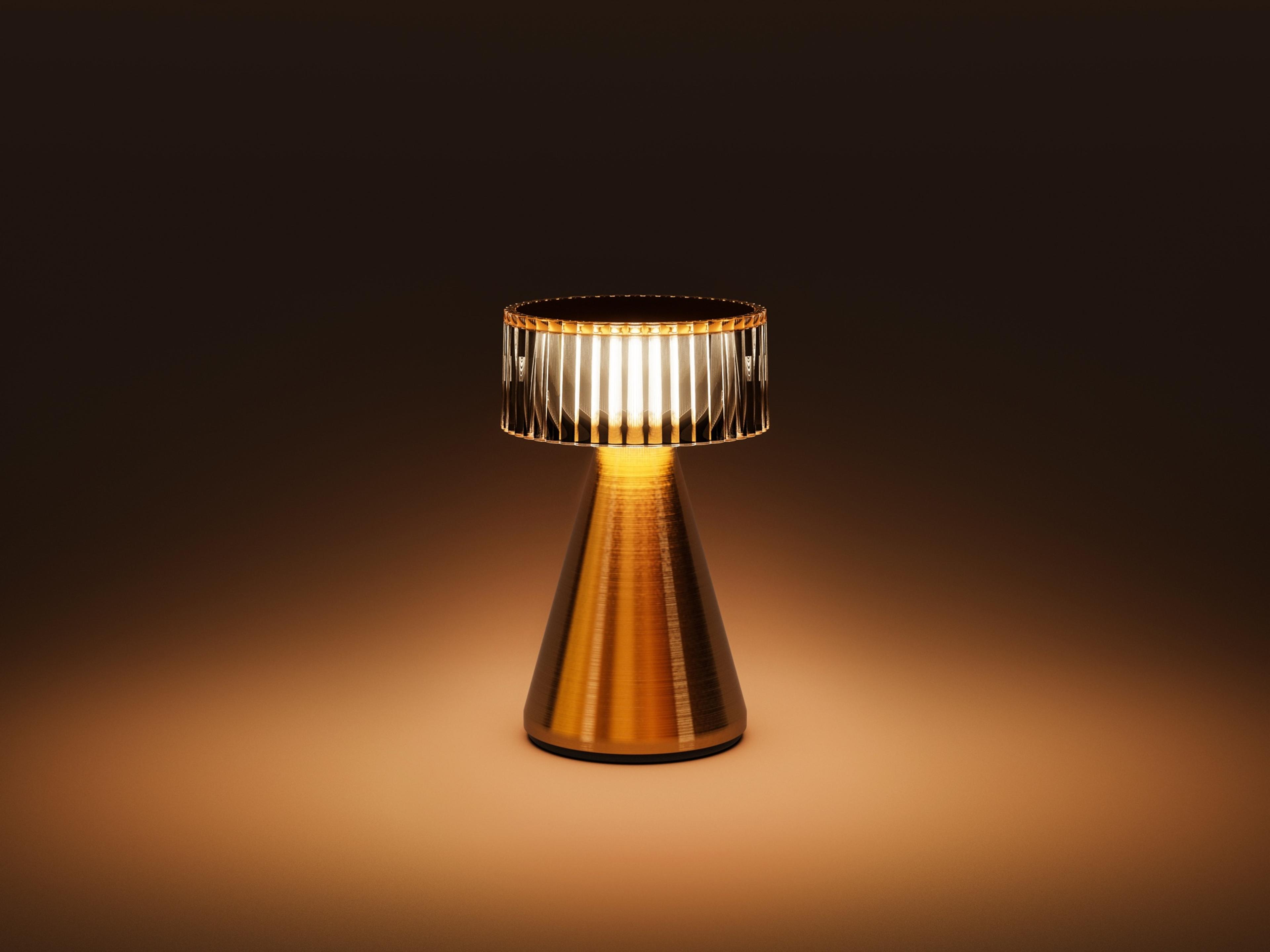 Piccolo — Brushed Bronze / Warm White (2600K)