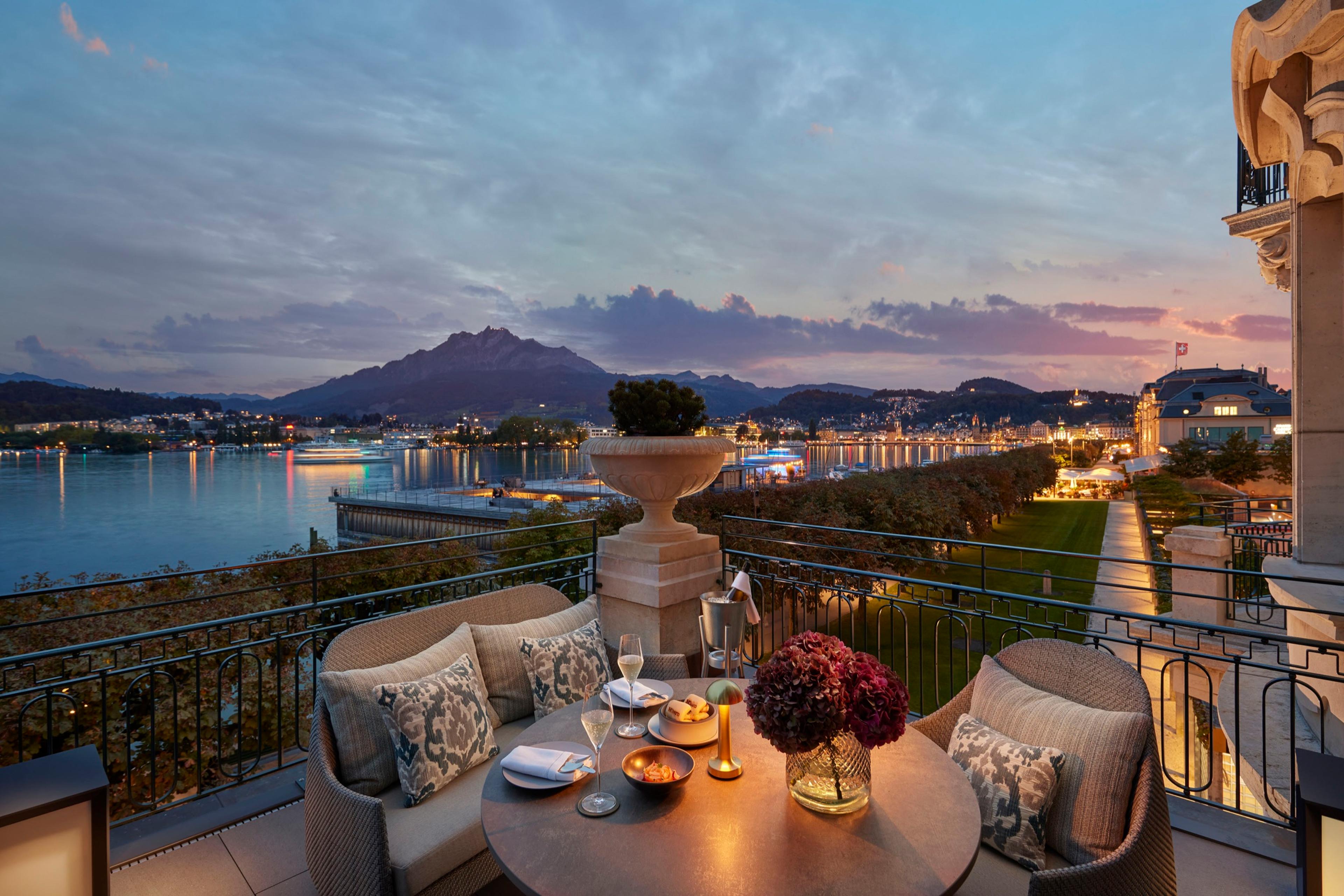 NEOZ Victoria im Mandarin Oriental Palace Luzern – kabelloses Licht im Fine Dining