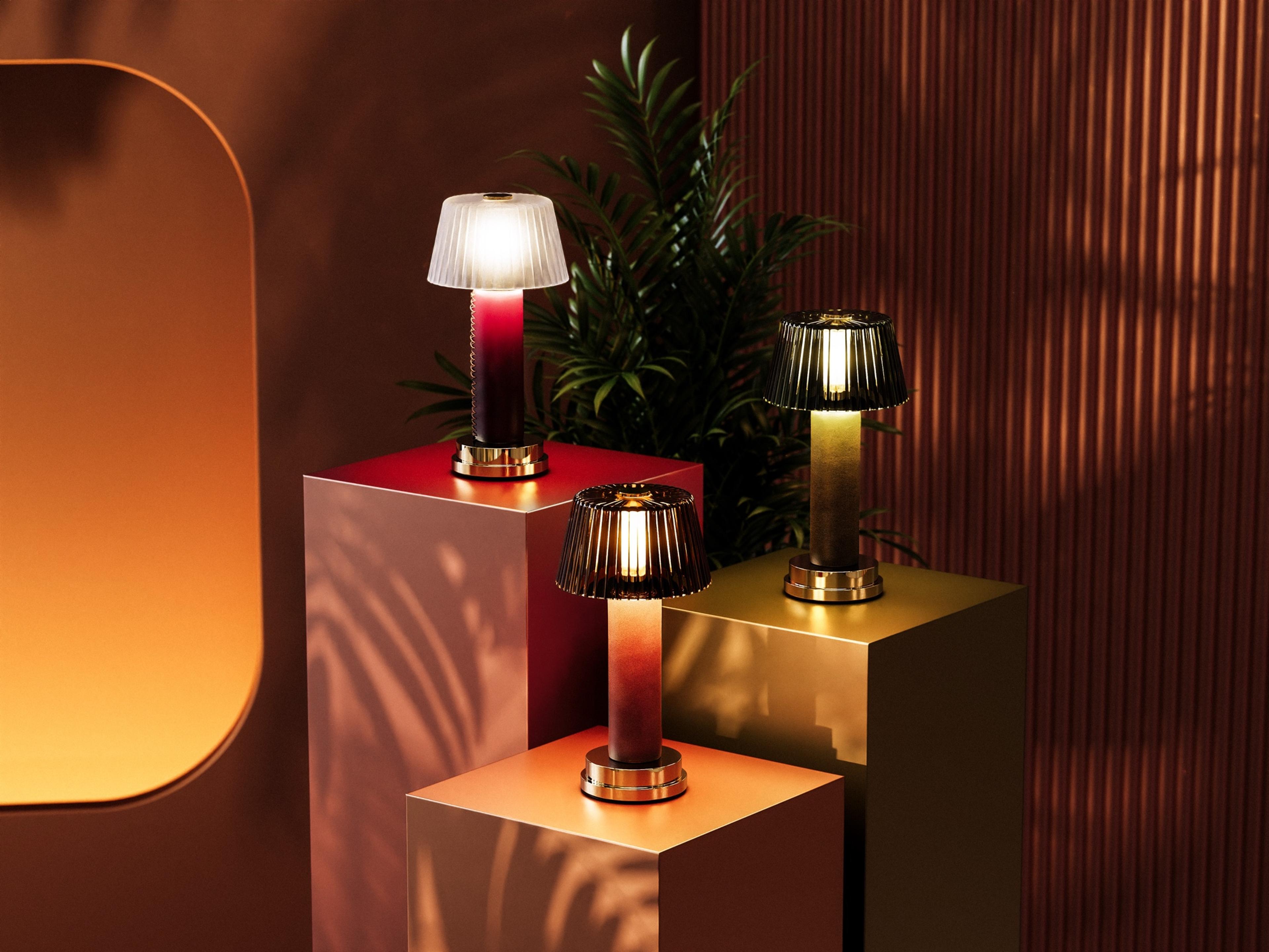 Victoria — Polished Brass / Cotton / Warm White (2600K)