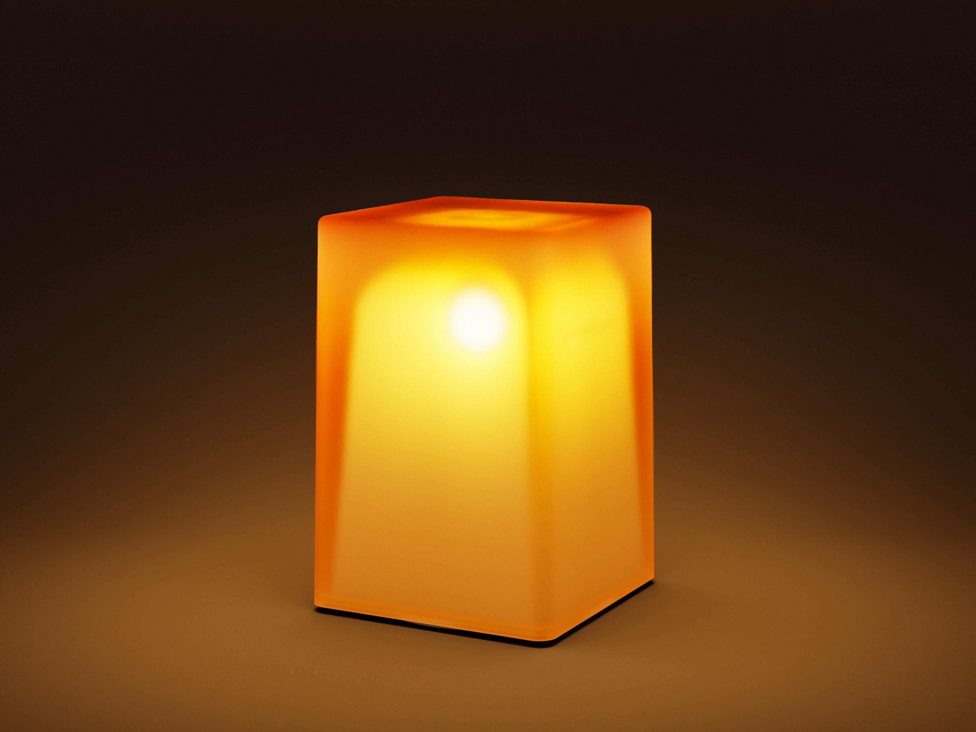 Gem — Square Resin / Opal / Warm White (2600K)