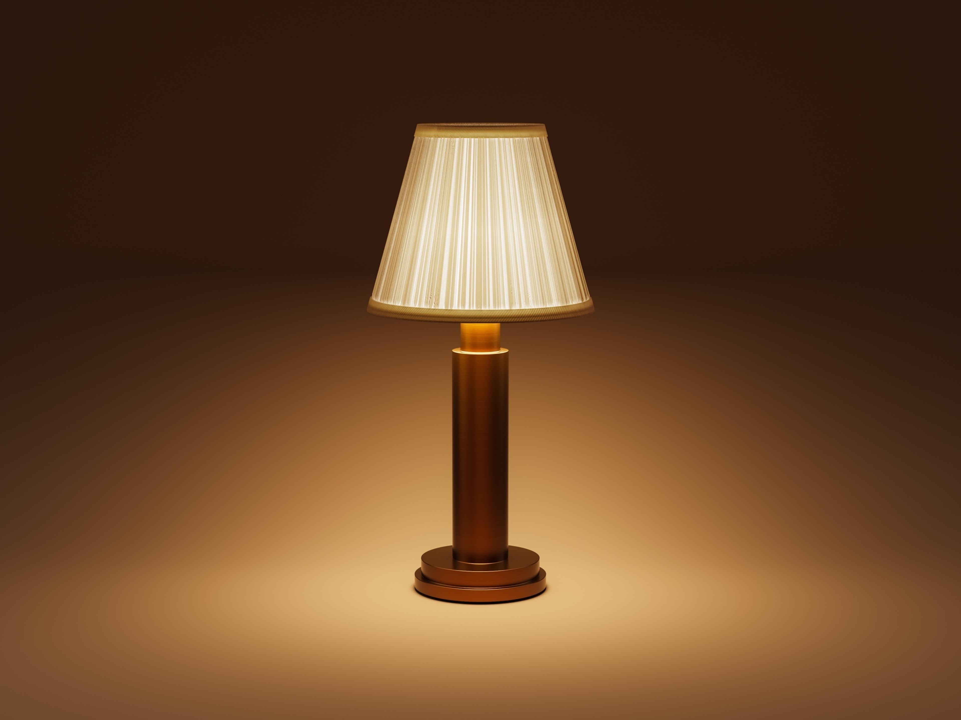 Elizabeth — Polished Brass / Cotton Cone