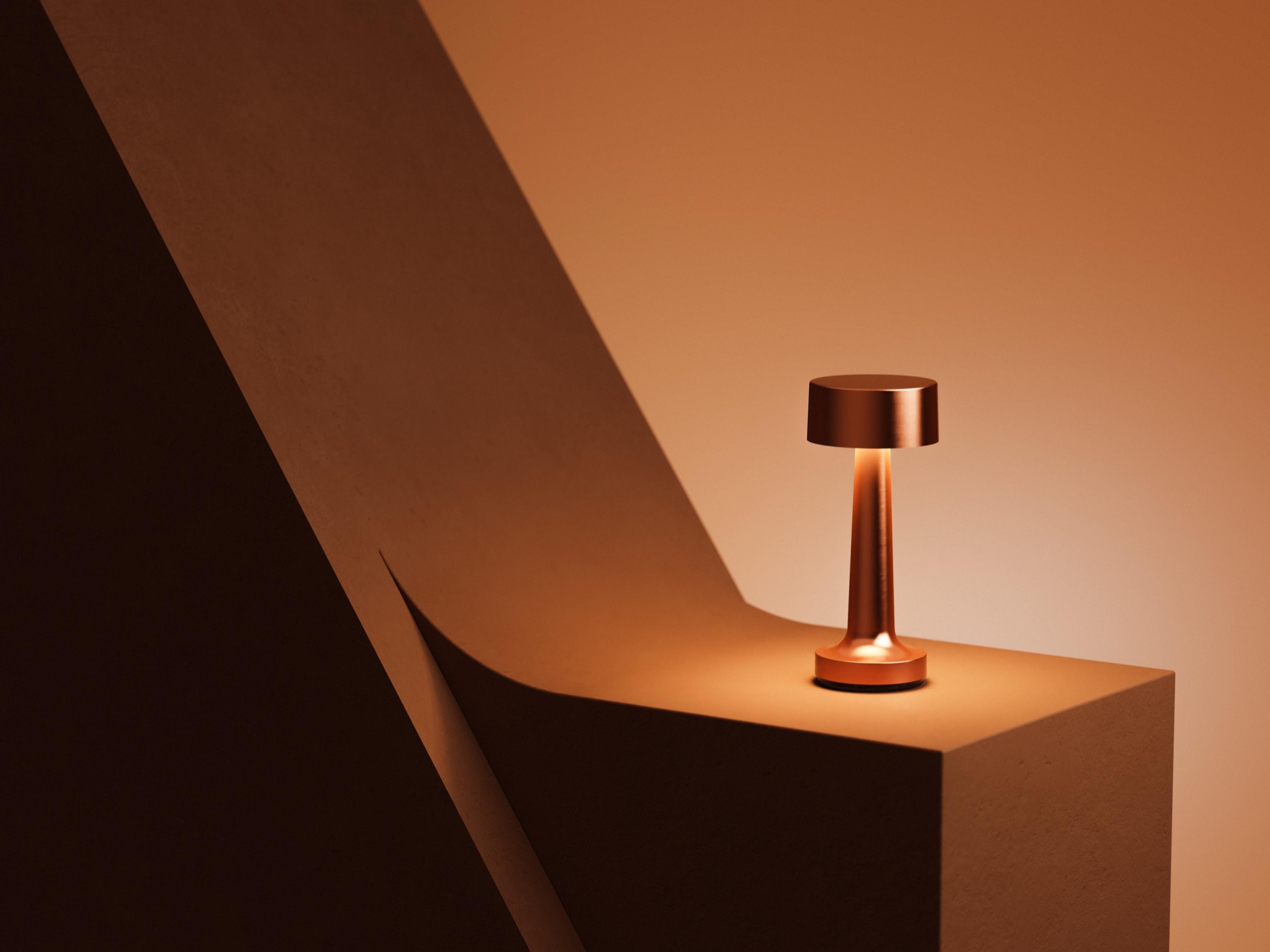 Cooee — Cooee 1c / Sandblasted Black / Warm White (2600K)