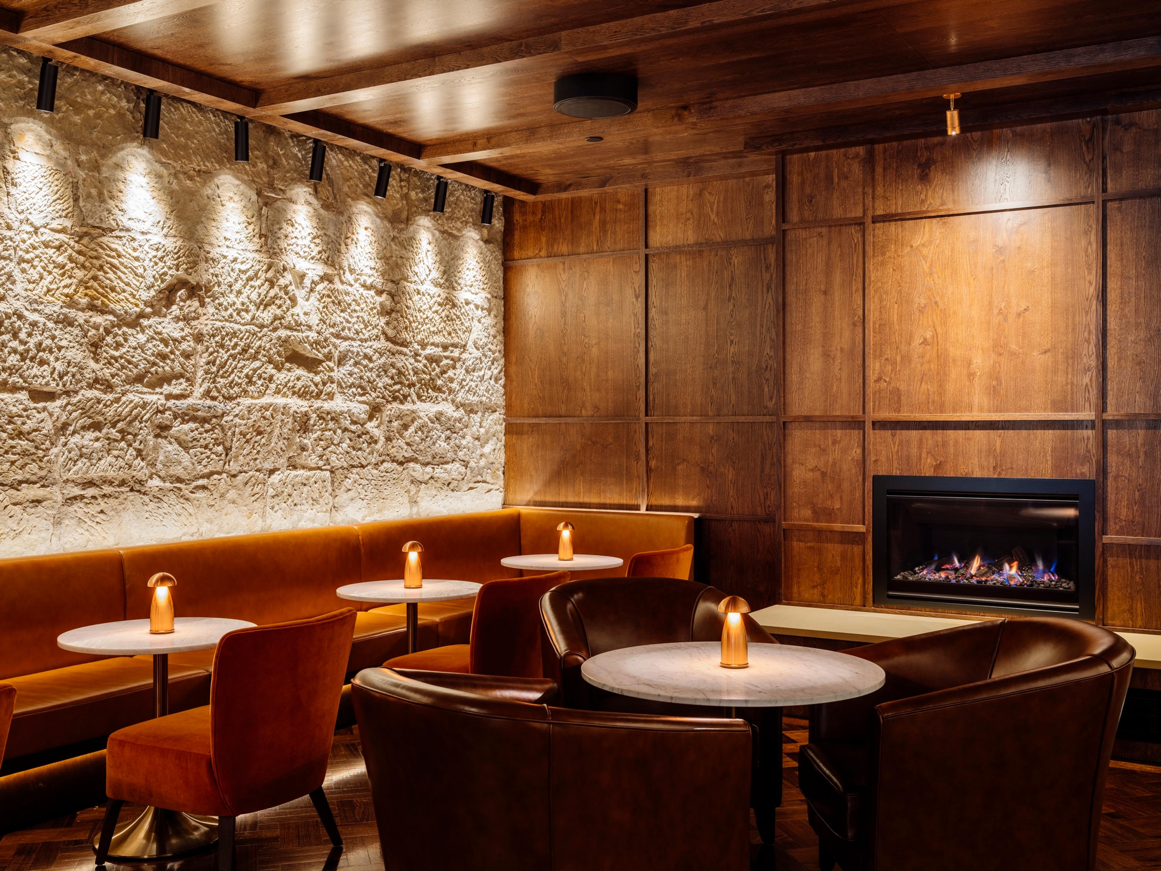 NEOZ Owl — Mary Mary, The Tasman, Hobart