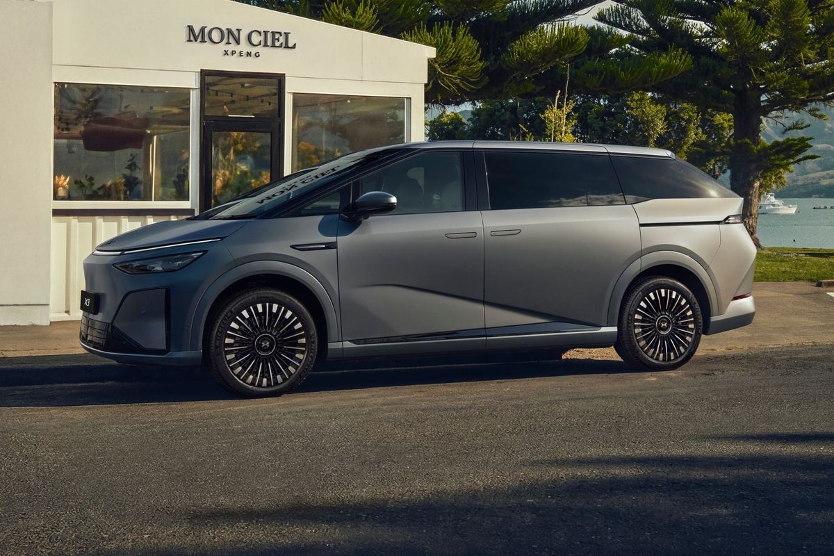 XPeng X9 People Mover Priced From $89,900 in Australia: Zeekr 009, Kia Carnival Rival