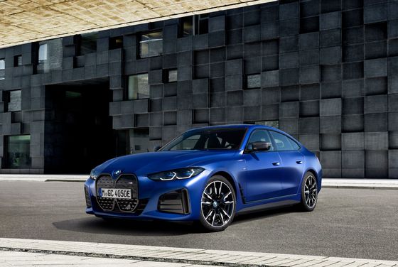 BMW i4 finance offer