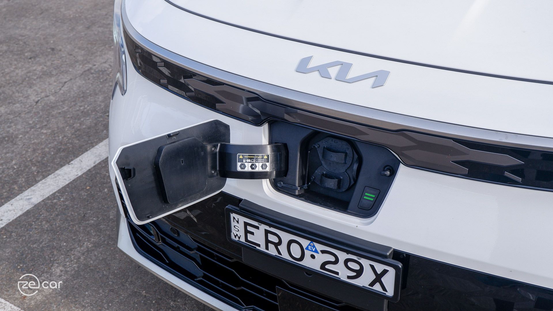 Kia Niro EV front charging port and C-pillar slit