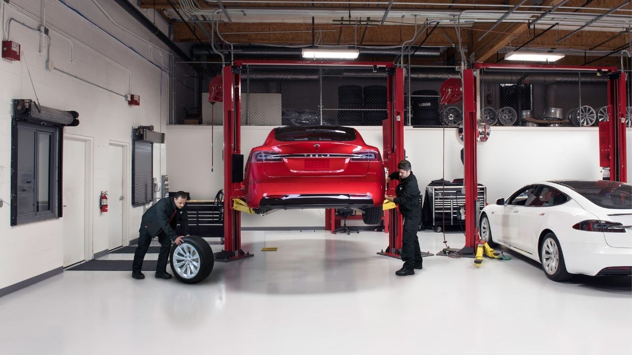 Maintenance tesla shop model 3