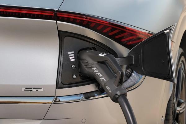 zecar image