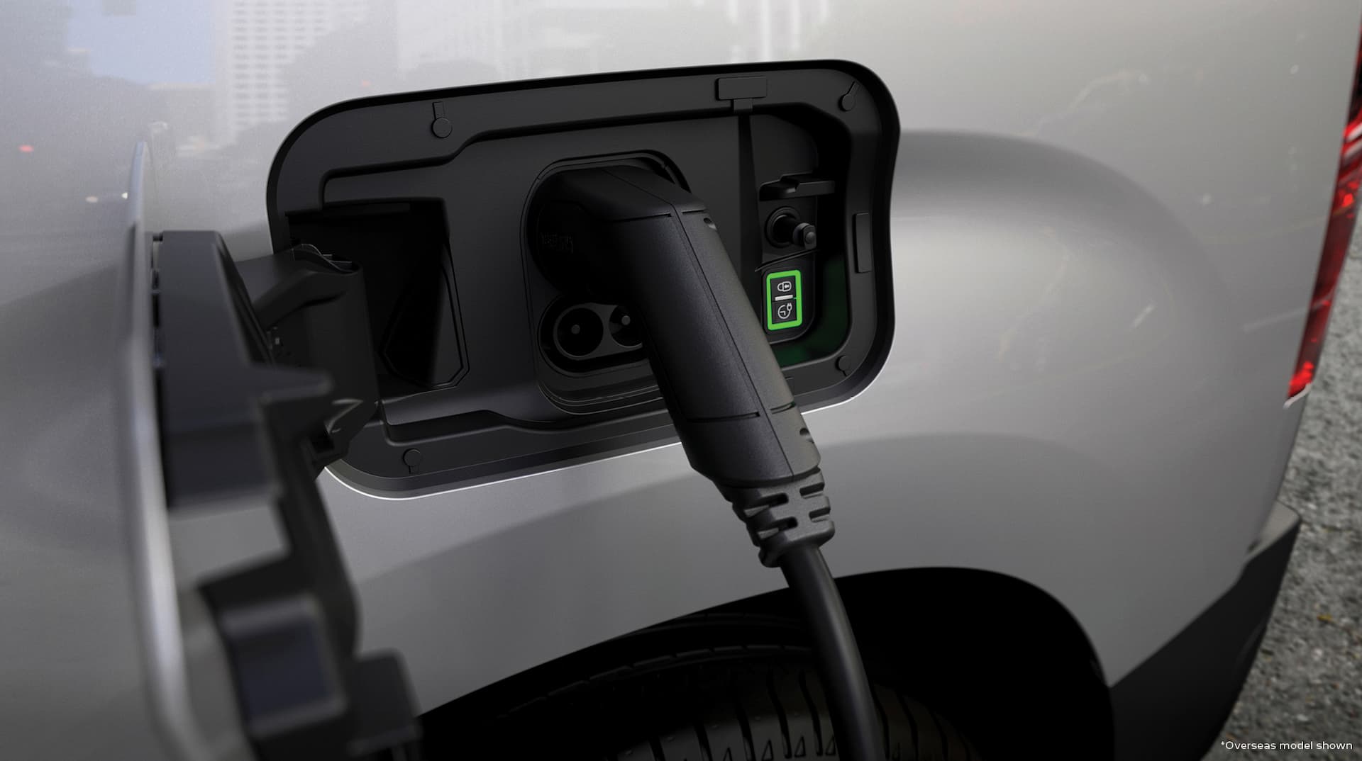 Peugeot e-Partner van charging port and rear views
