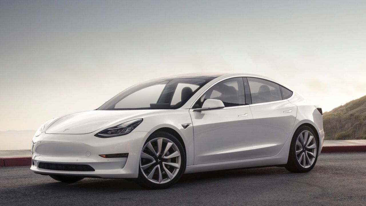 Tesla Model 3 white standard range plus
