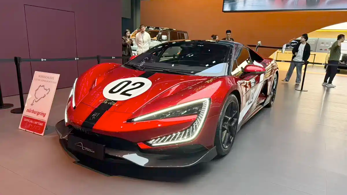 BYD Puts Its Record-Breaking U9 Electric Hypercar on Display