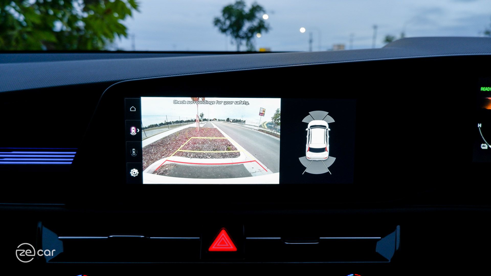 Kia Niro EV rear view camera and sensors