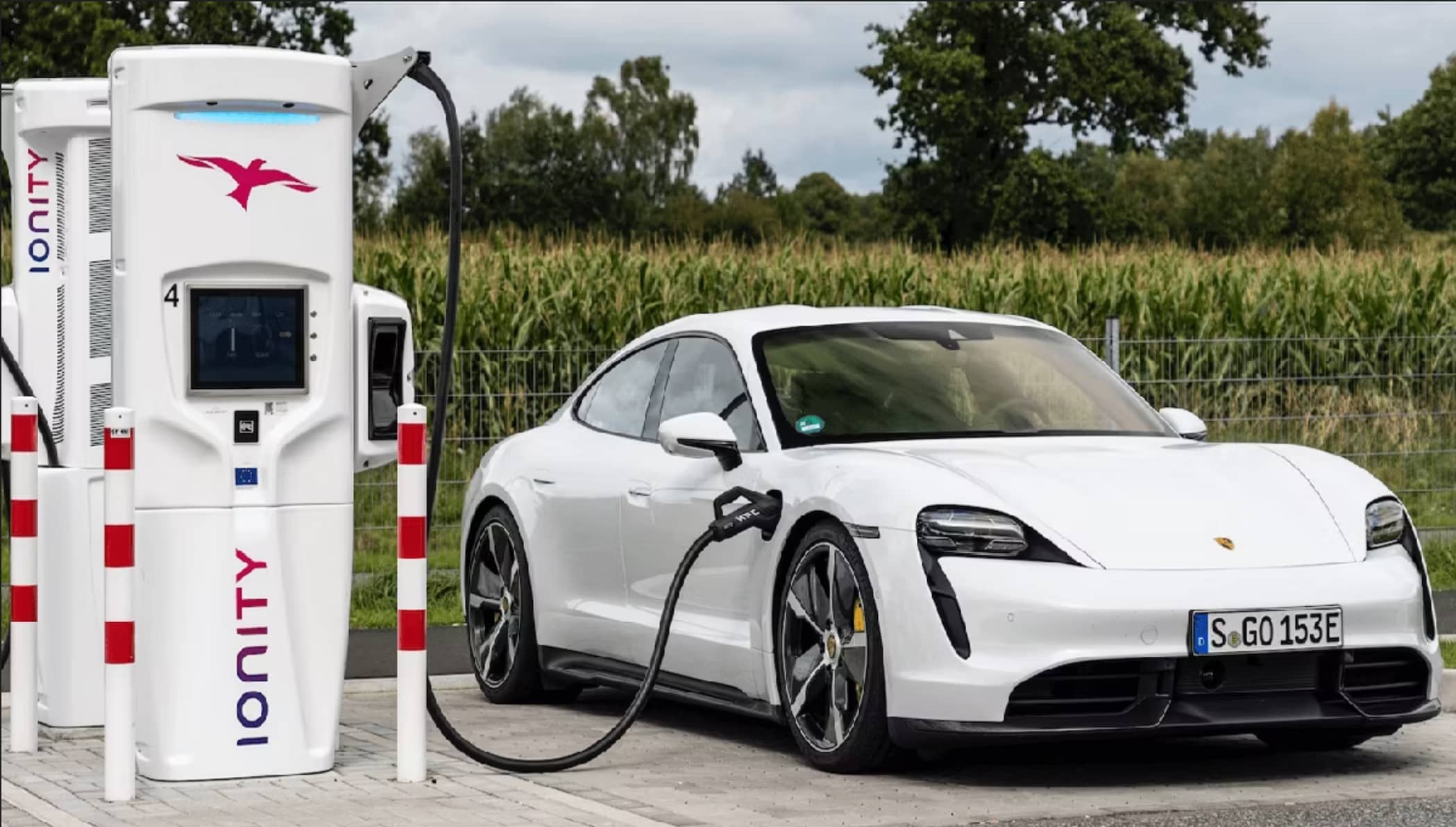 Porsche Taycan rapid charging