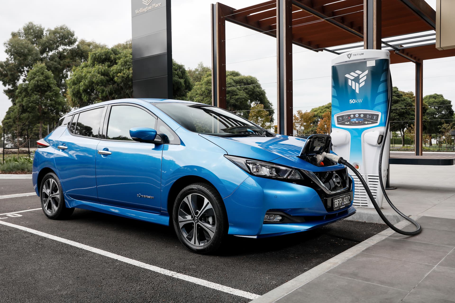 Blue Nissan Leaf electric hatch charging at Tritium RT50