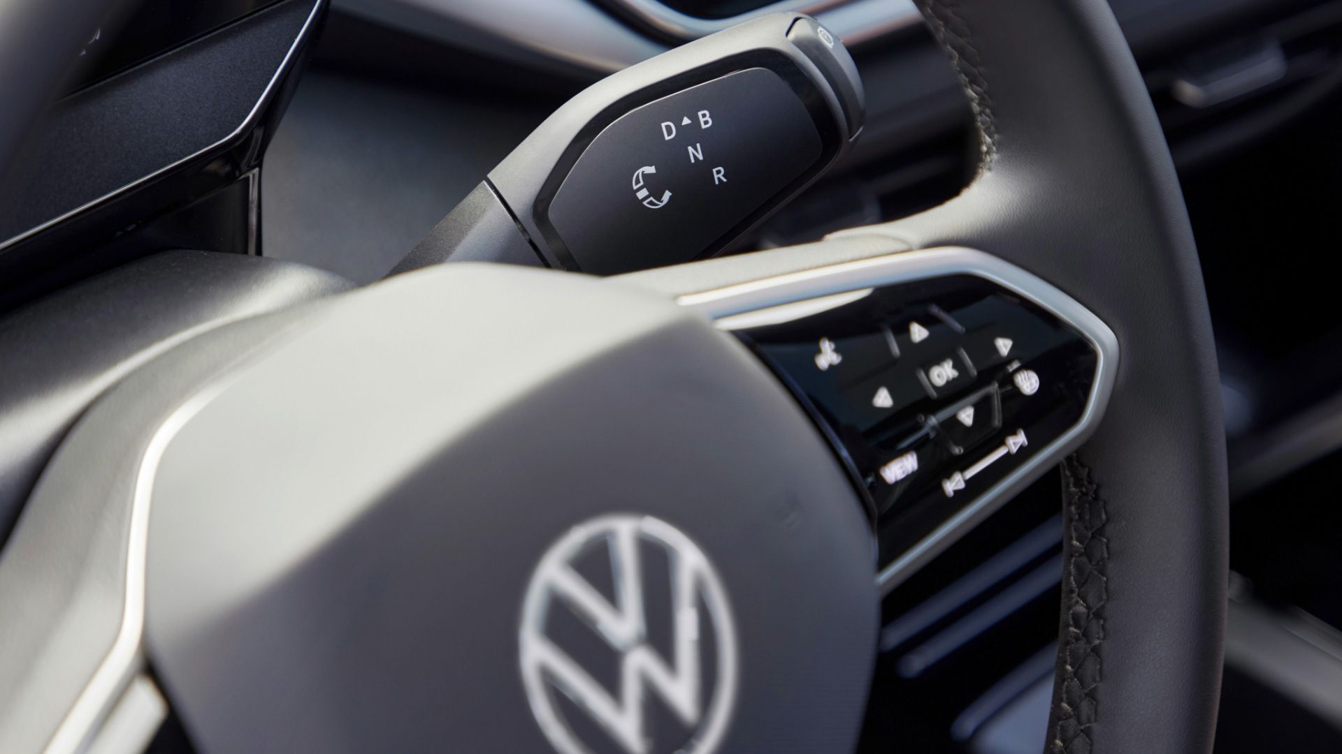 2025 Volkswagen ID.4 and ID.5 specs and features confirmed | Zecar ...