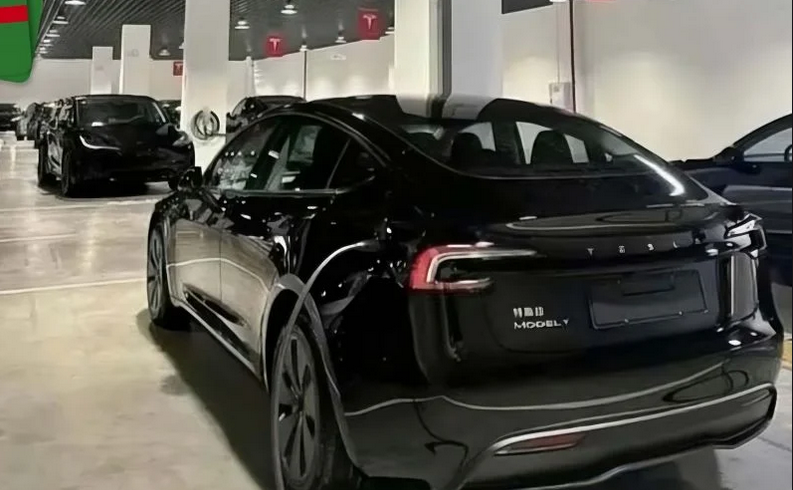 Tesla Model Y: Photos Leaked of Juniper Update? | Zecar | Reviews | News