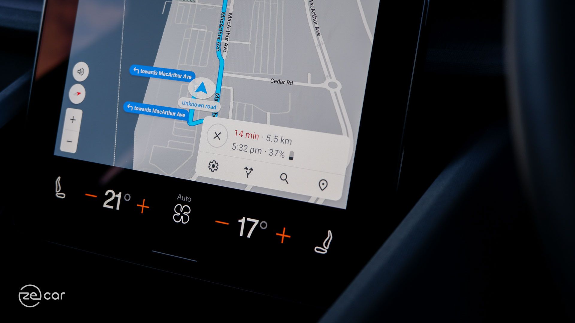 Polestar 2 Apple CarPlay and Google Maps
