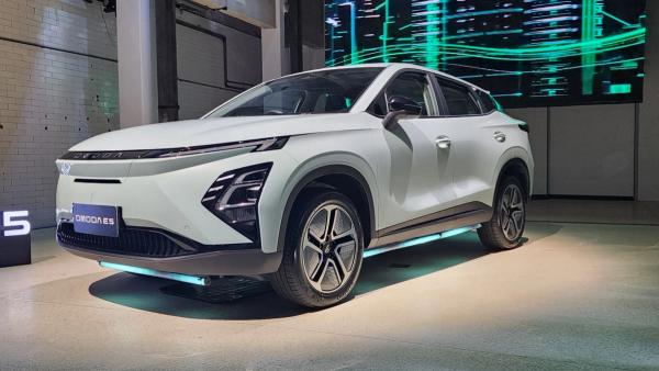 Chery E5 electric SUV drive away and finance offer