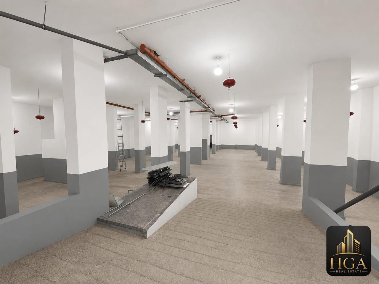 580 m² warehouse for sale in Zouk Mikael — Photo 1 of 4