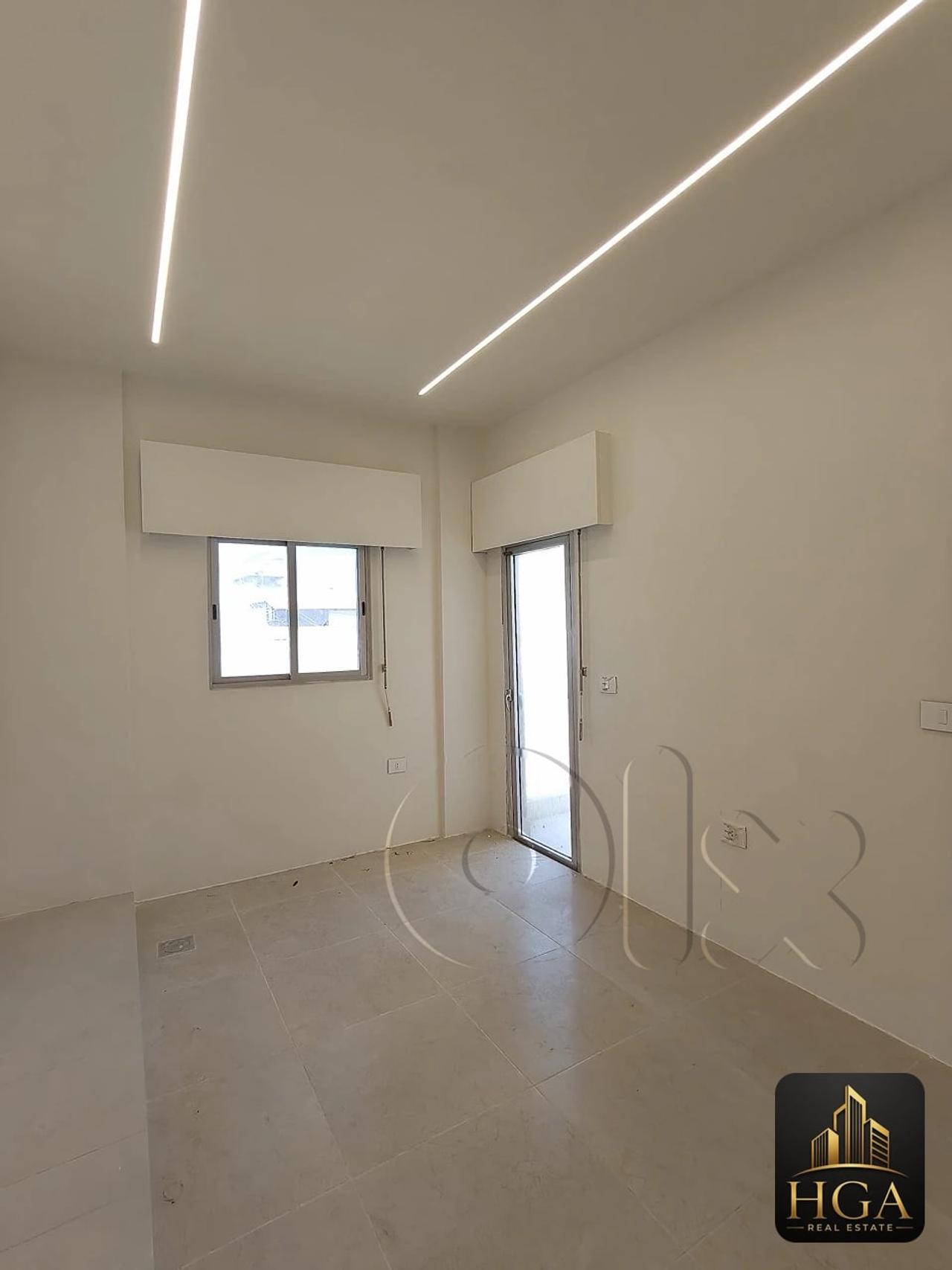 3-bedroom apartment for sale in Zouk Mosbeh — Photo 3 of 6