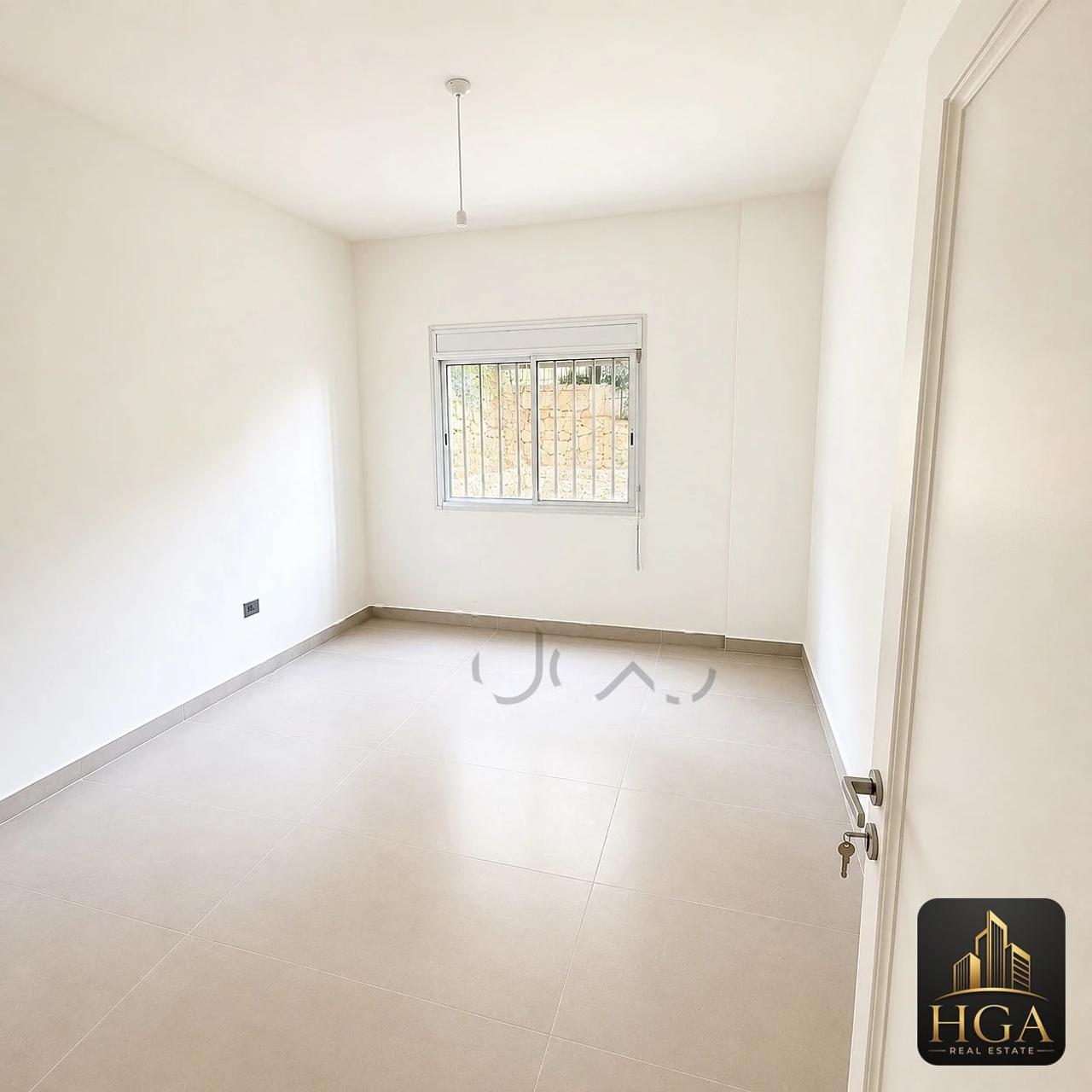 3-bedroom apartment for sale in Kfar Hbab — Photo 3 of 6